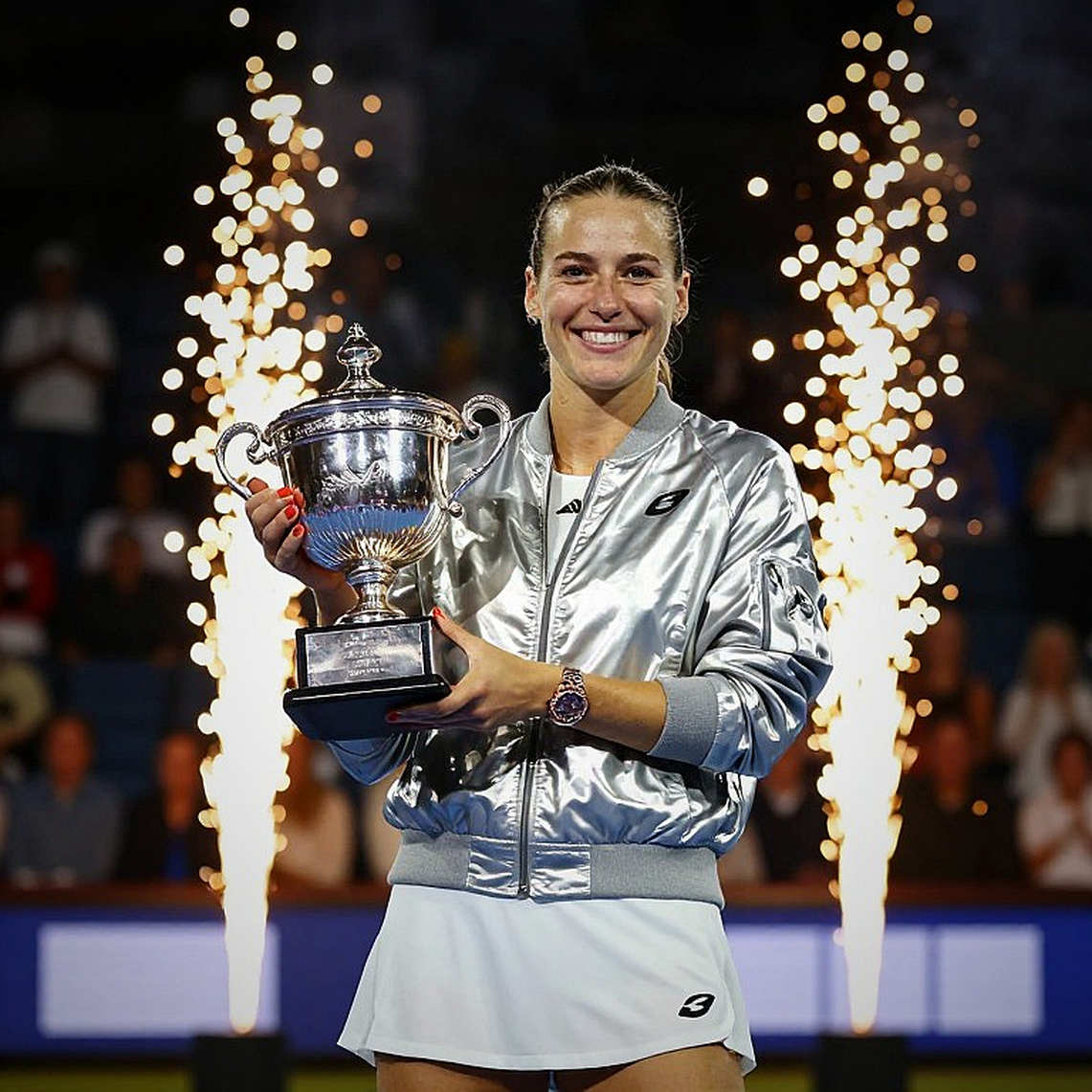 Alcaraz vắng mặt, Zverev trở lại Davis Cup 2026: Chấn thương đang vẽ lại tầng cao nhất ATP trước ngưỡng Bologna