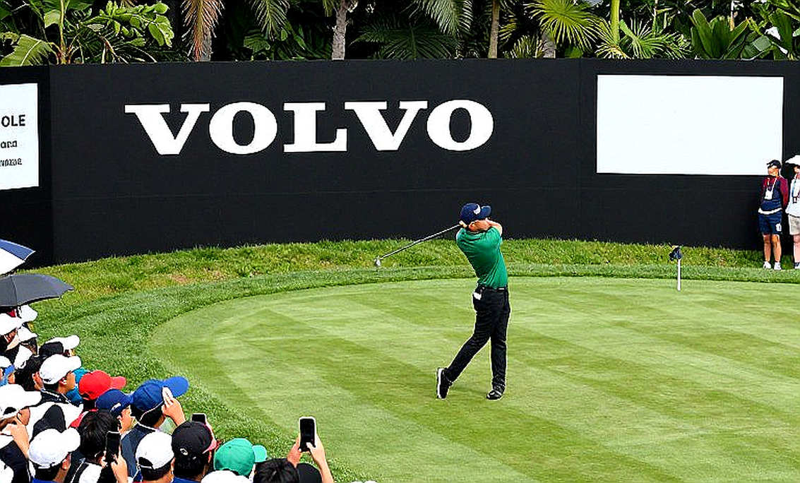 Rahm 78-77 ở Wentworth: vị trí cuối bảng, lỗ 15 của Fleetwood và khoảng trống dữ liệu